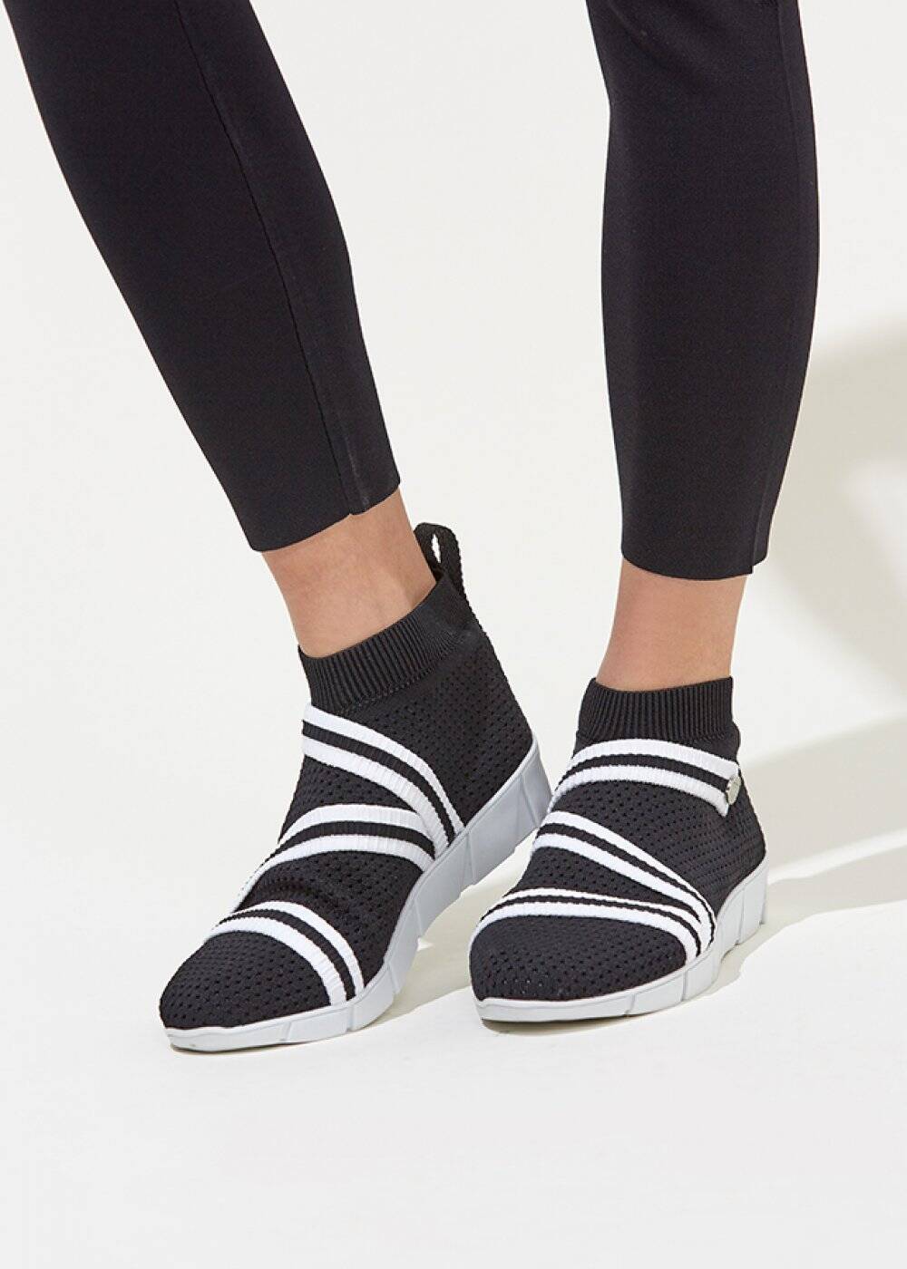 Bantlı Siyah Triko Sneakers - 1