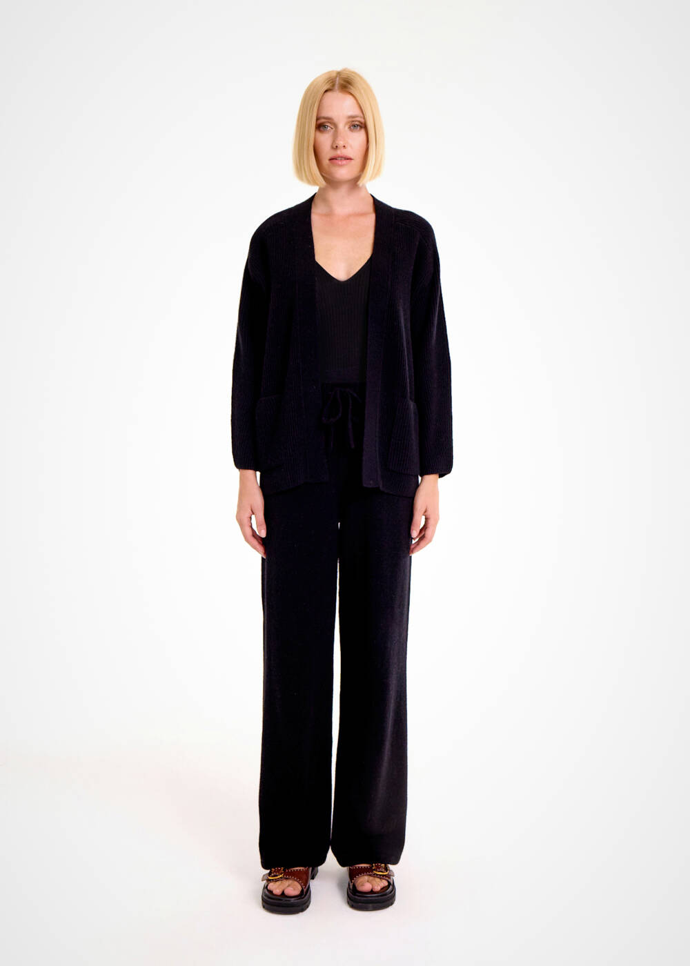 BLACK CASHMERE KNIT CARDIGAN - 2