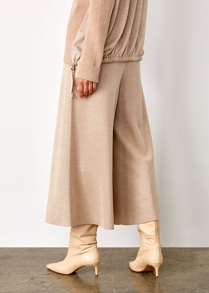 Bol Kesim İtalyan İplik Crop Bej Triko Pantolon · 3