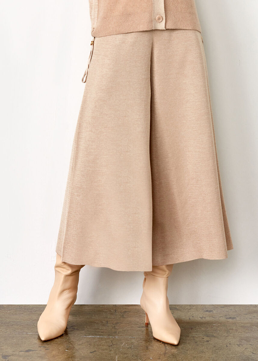 Bol Kesim İtalyan İplik Crop Bej Triko Pantolon · 7