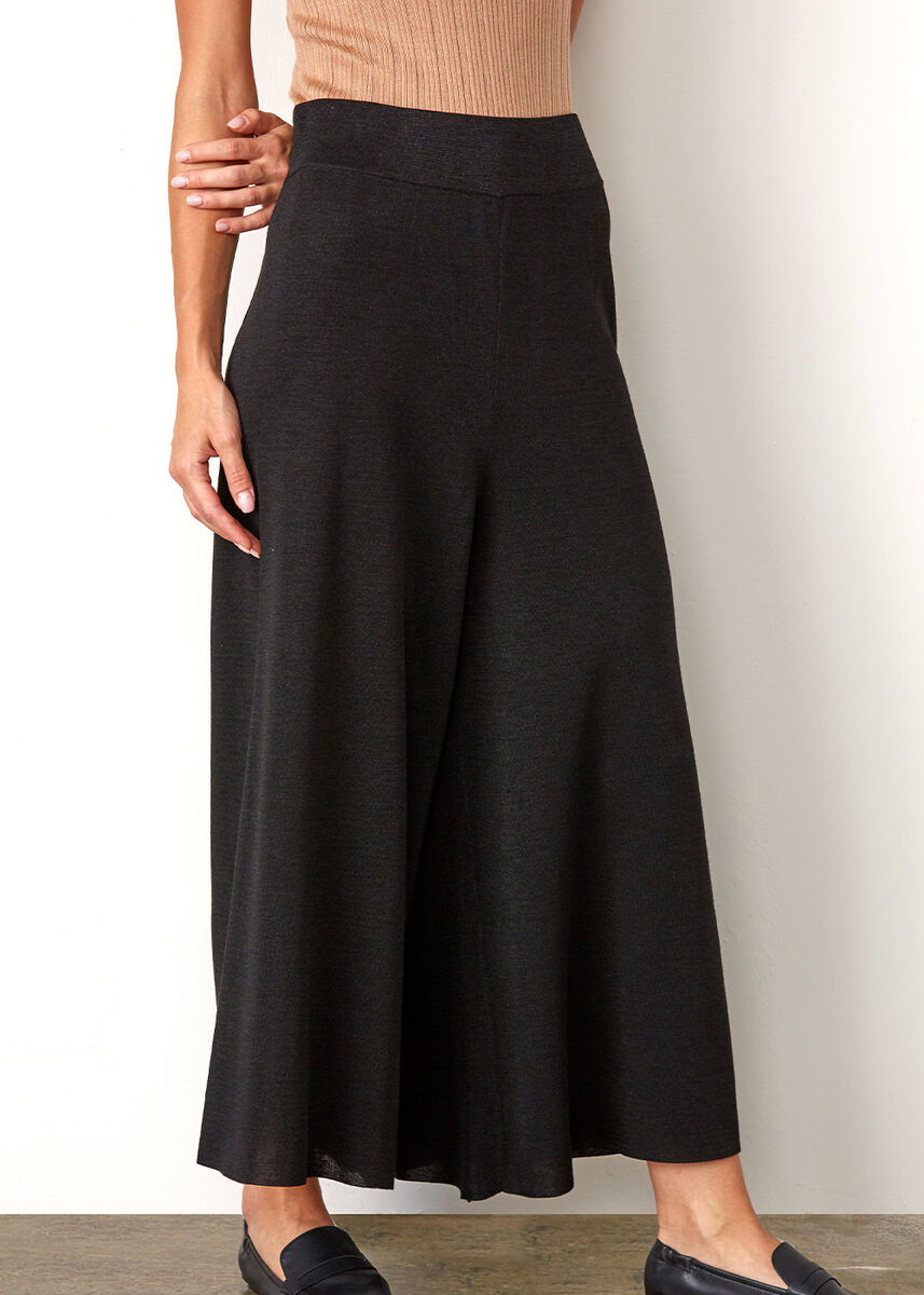 Bol Kesim İtalyan İplik Crop Siyah Triko Pantolon · 6
