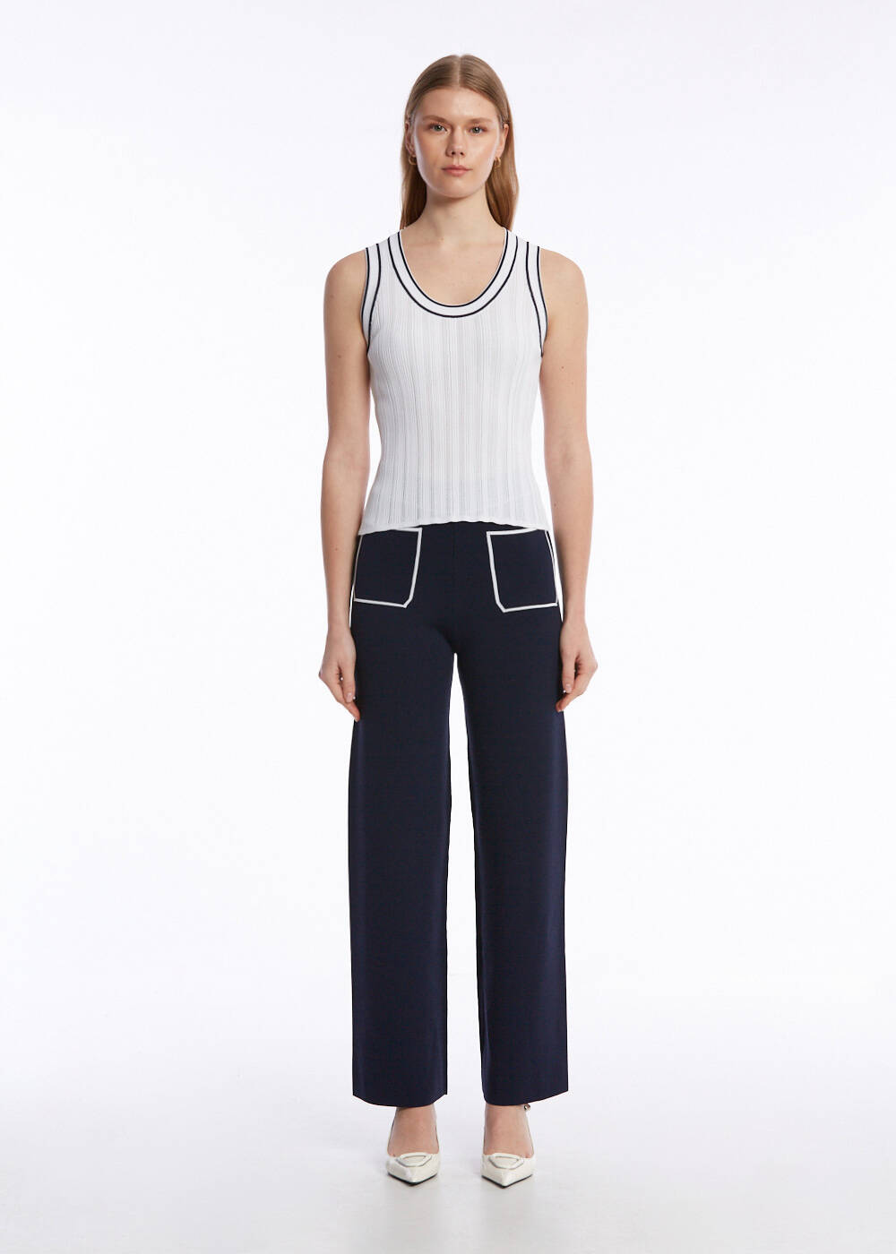 CONTRAST STRIPED NAVY KNIT PANTS - 2