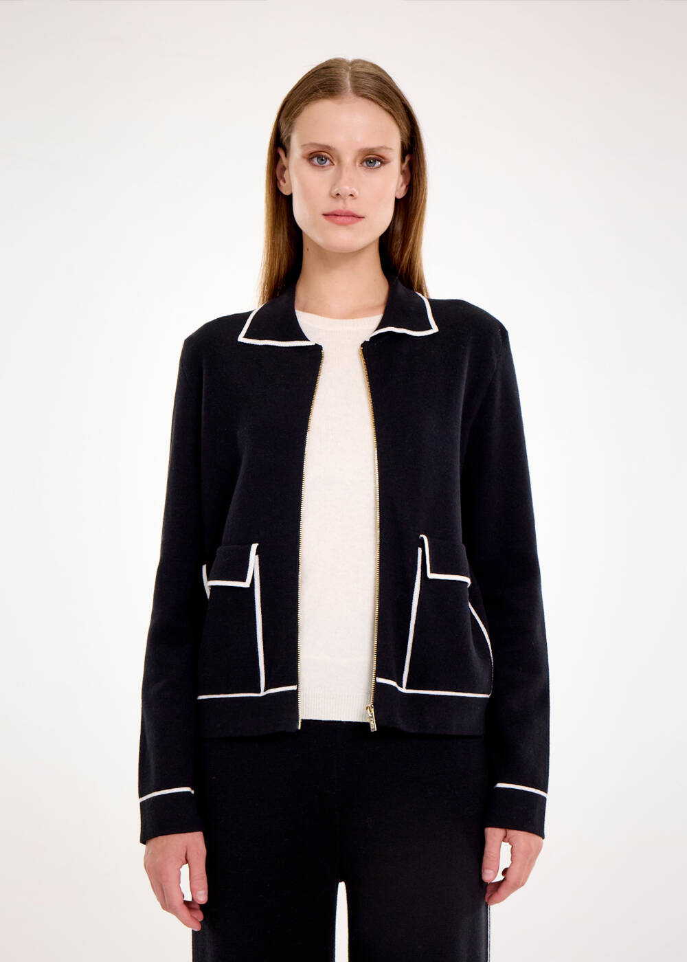 CONTRAST STRIPED SHIRT NECK KNIT JACKET - 1