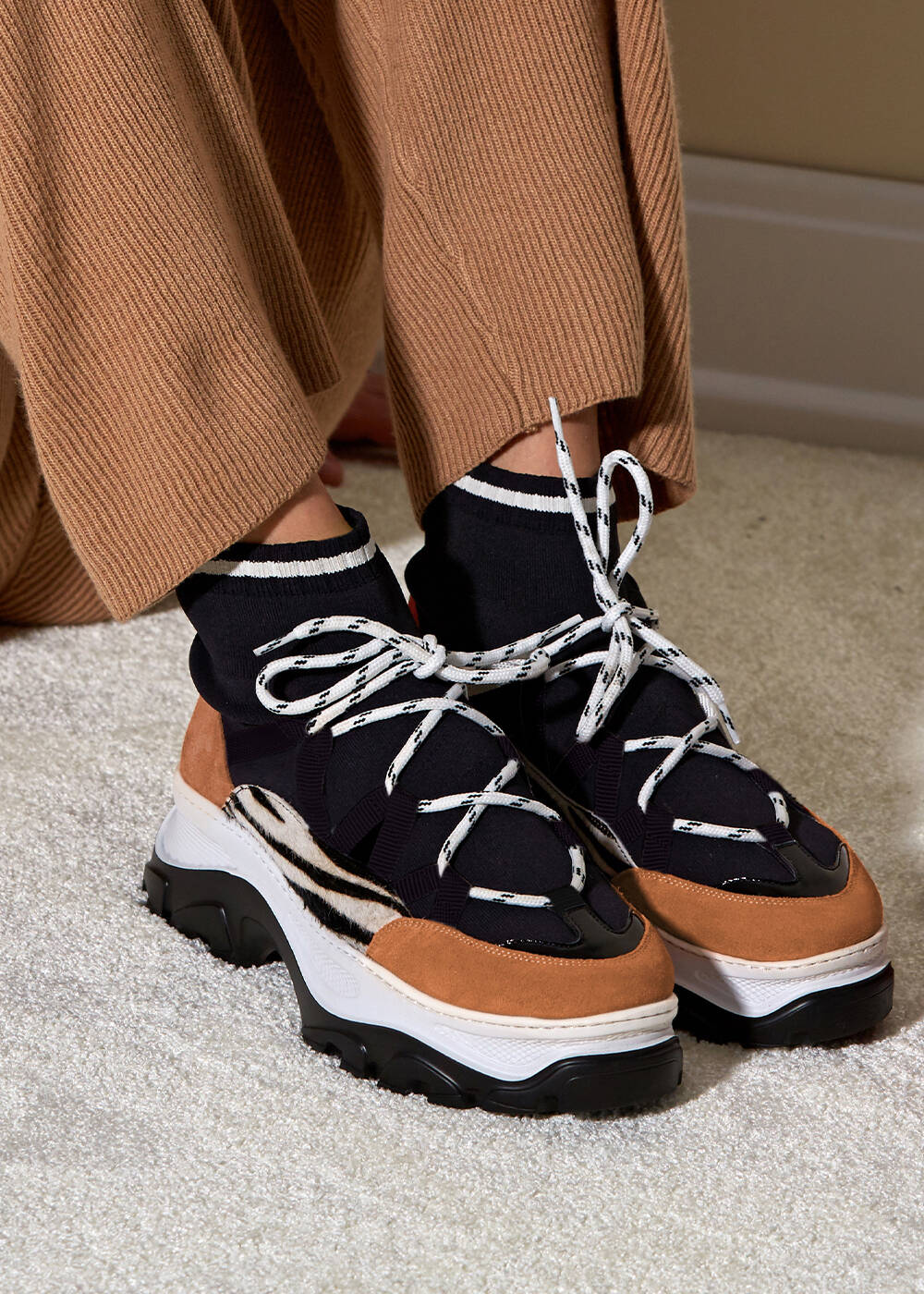 Desenli Açık Turuncu Triko Sneakers - 1