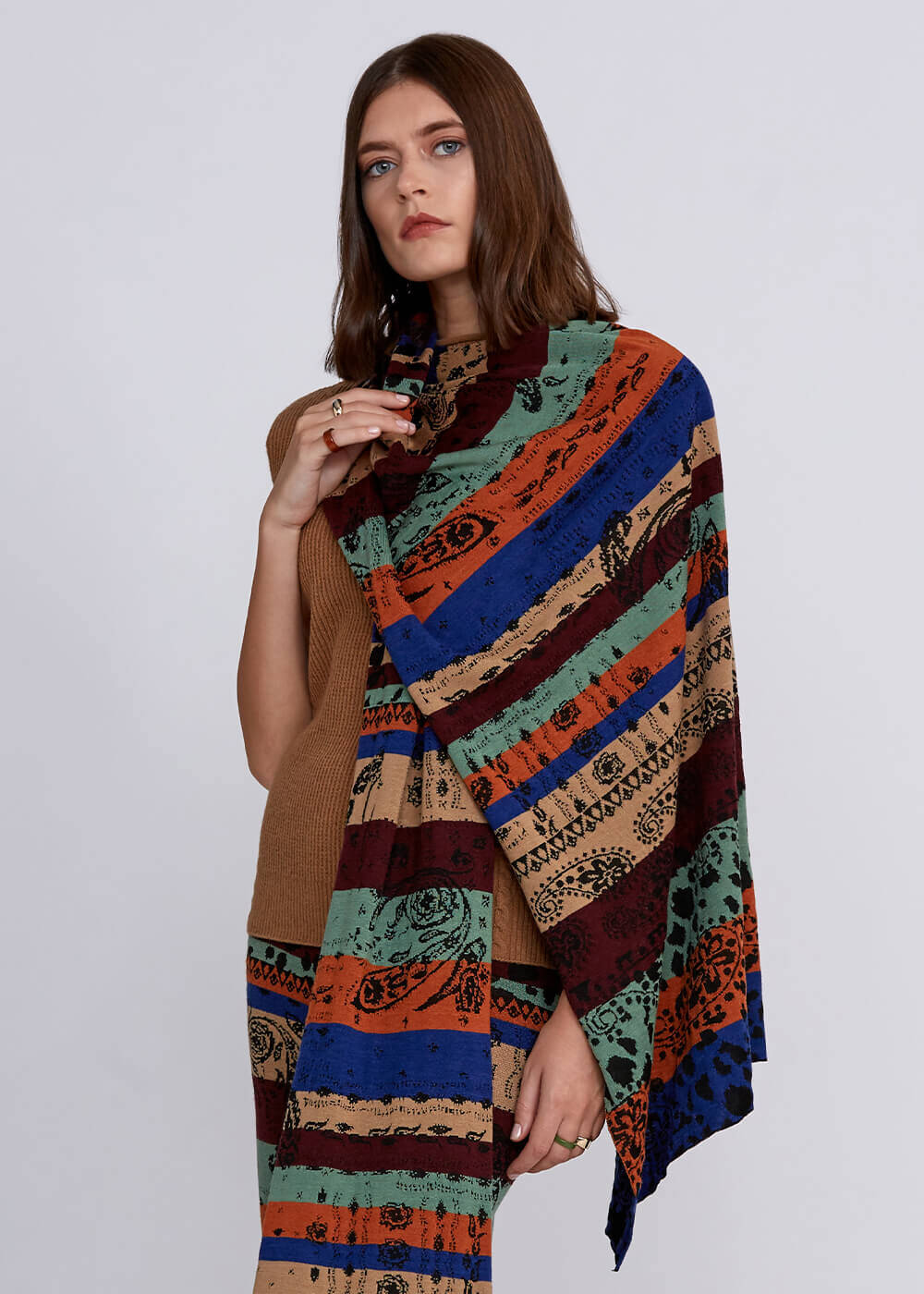 Desenli Çift Taraflı Merino Yün Karışımlı Triko Şal - 1