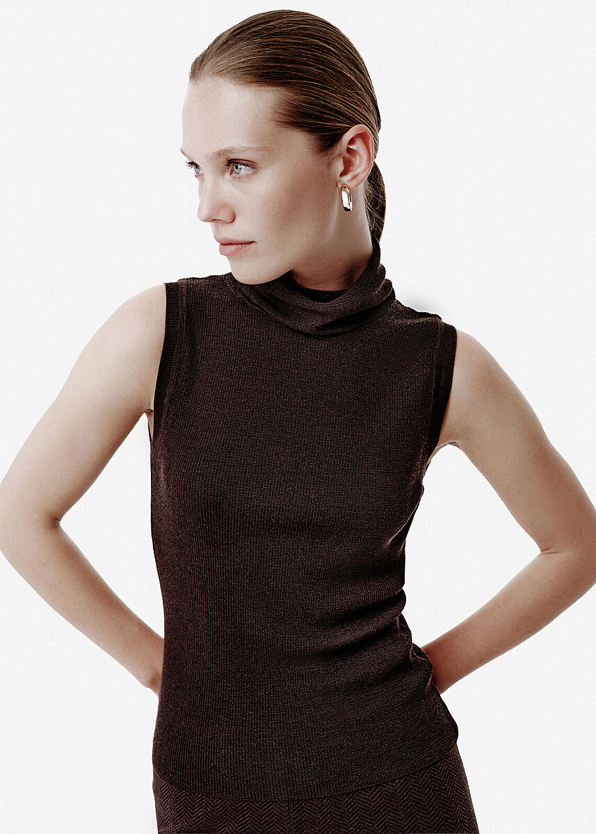 Fine Knit Roll Over Brown Top - KNITSS