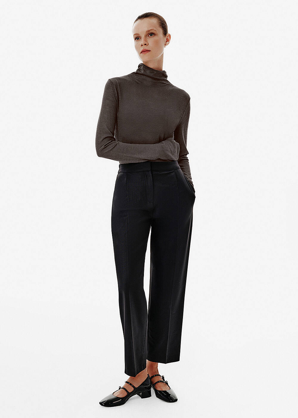 Fine Knit Turtleneck Grey Sweater - 2