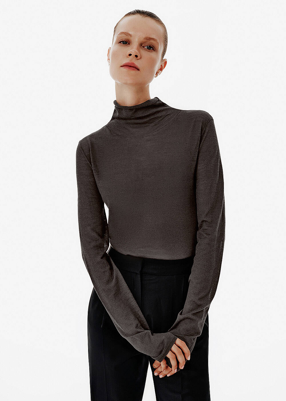 Fine Knit Turtleneck Grey Sweater - 1