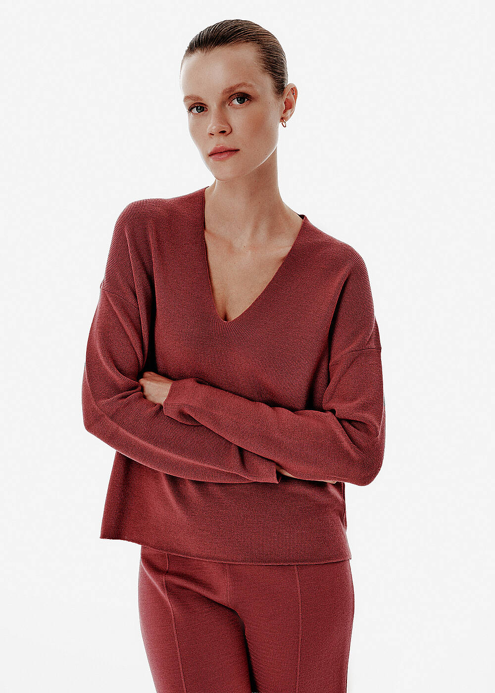 Fine Knit V Neck Antique Rose Sweater - 1