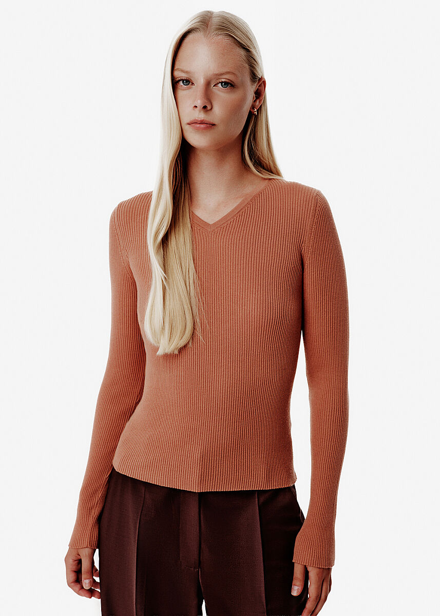 Fine Knit V-Neck Brown Rib Sweater - KNITSS