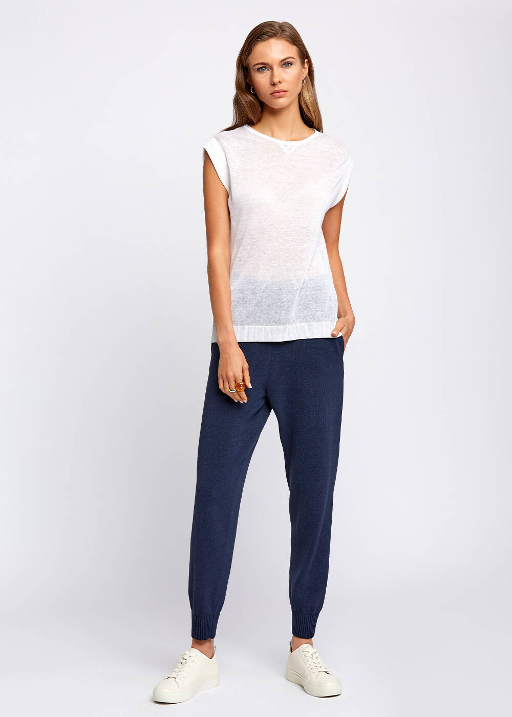Linen Blend Sleeveless White Knit Top - 2