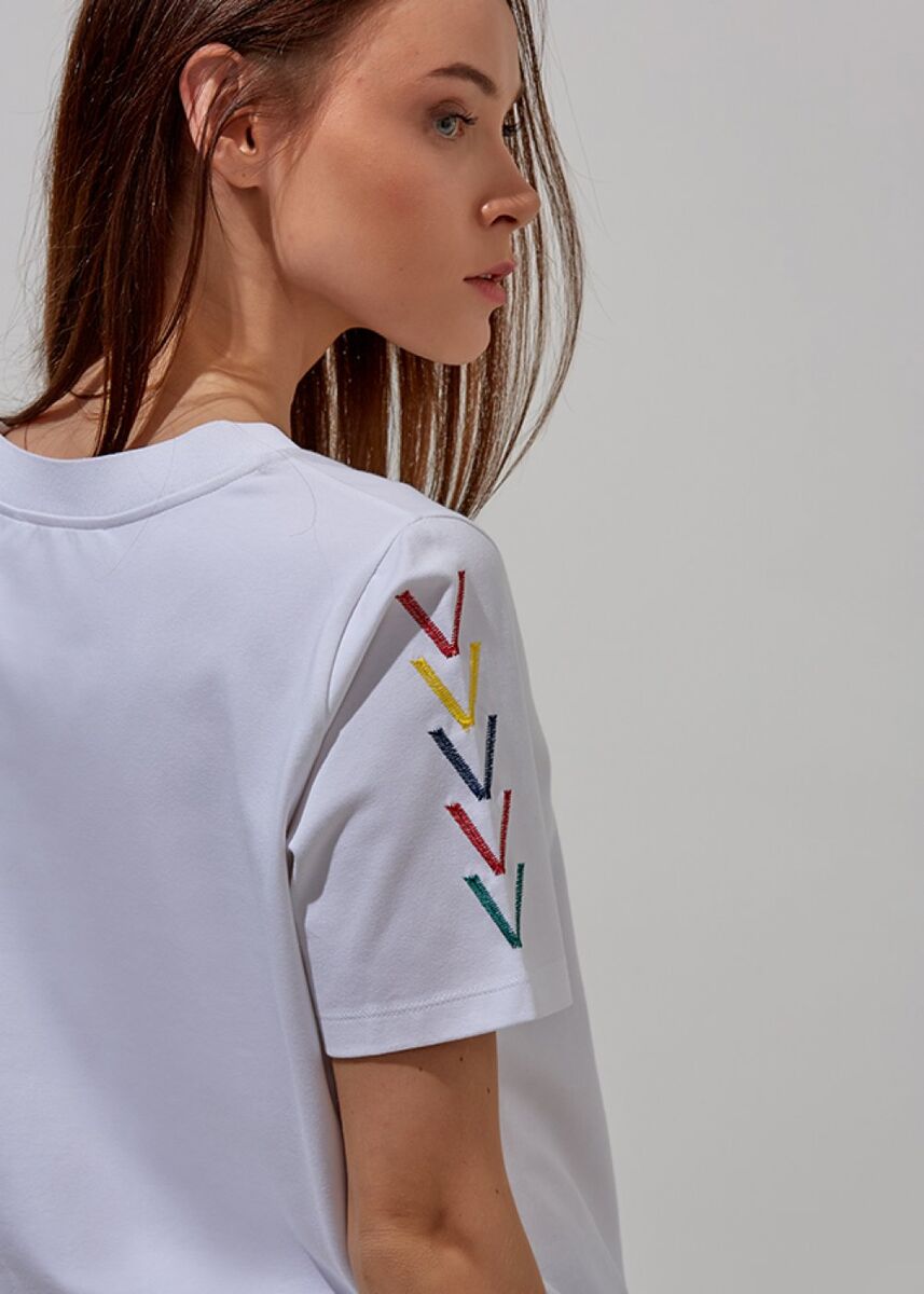 Pamuk V Yaka Beyaz T-Shirt · 3