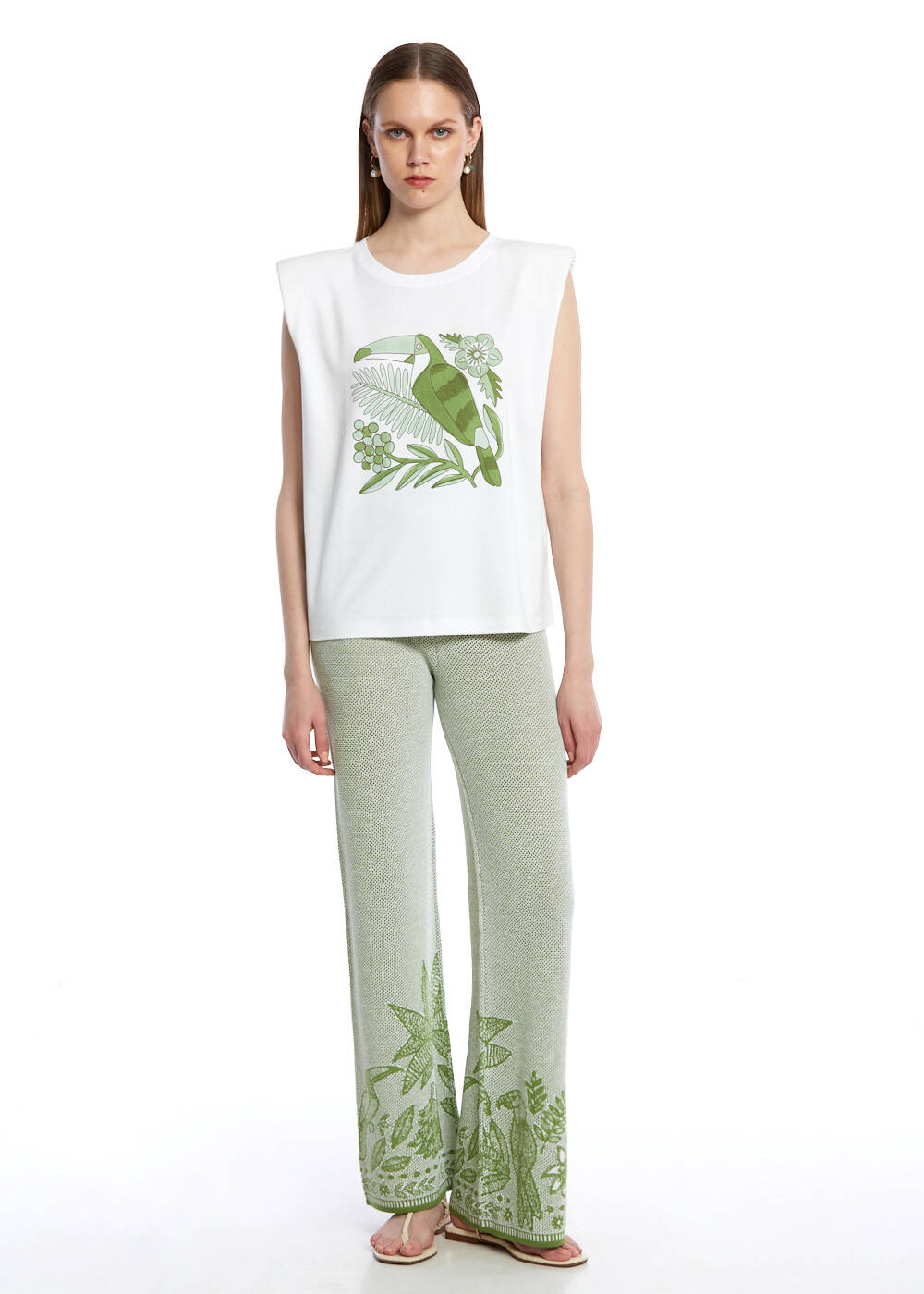 Papağan Desenli T-Shirt - 2