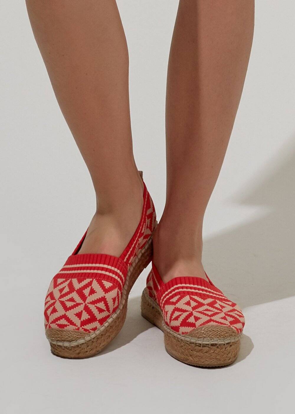 Patterned Red Espadrille Knit Shoes - 1