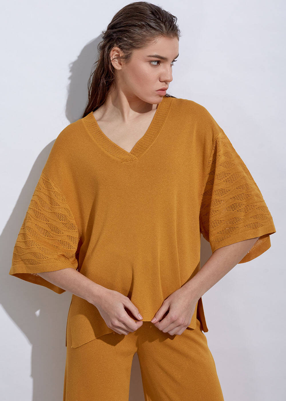 Pointelle Detailed Oversize Sundial Knit Top - 2