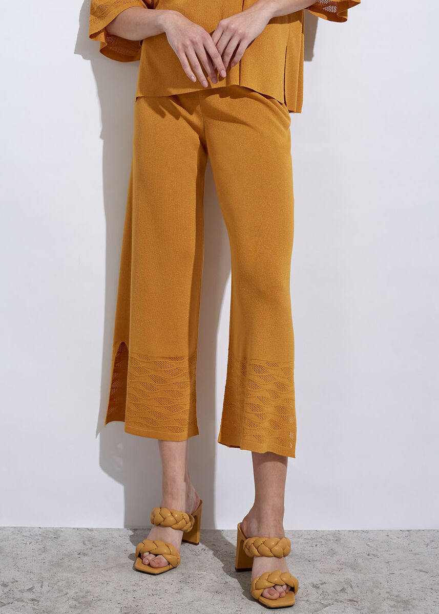 Pointelle Hem Crop Sundial Knit Pants - KNITSS