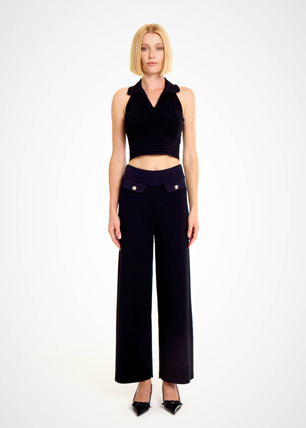 Polo Yaka Siyah Crop Triko Üst - 2