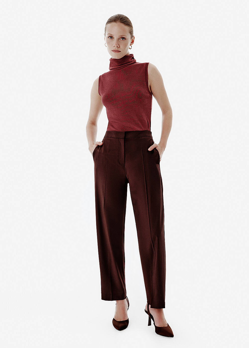 Relax Cut Straight Leg Sangria Color Pants - 2