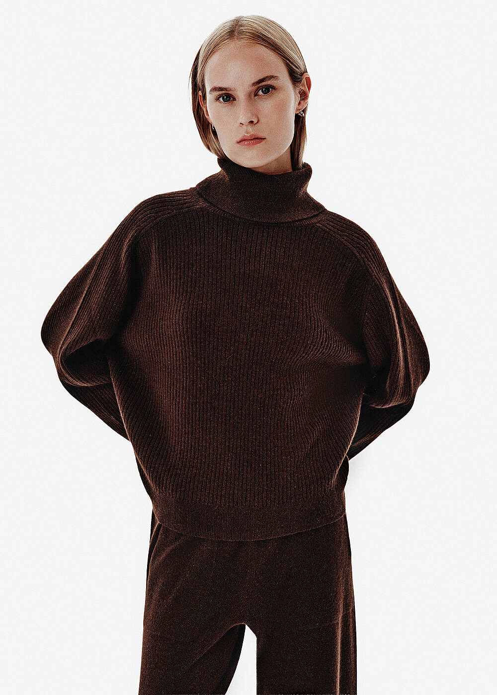 Rib Örgü Roll-Neck Koyu Kahverengi Oversıze Kaşmir Triko - 1