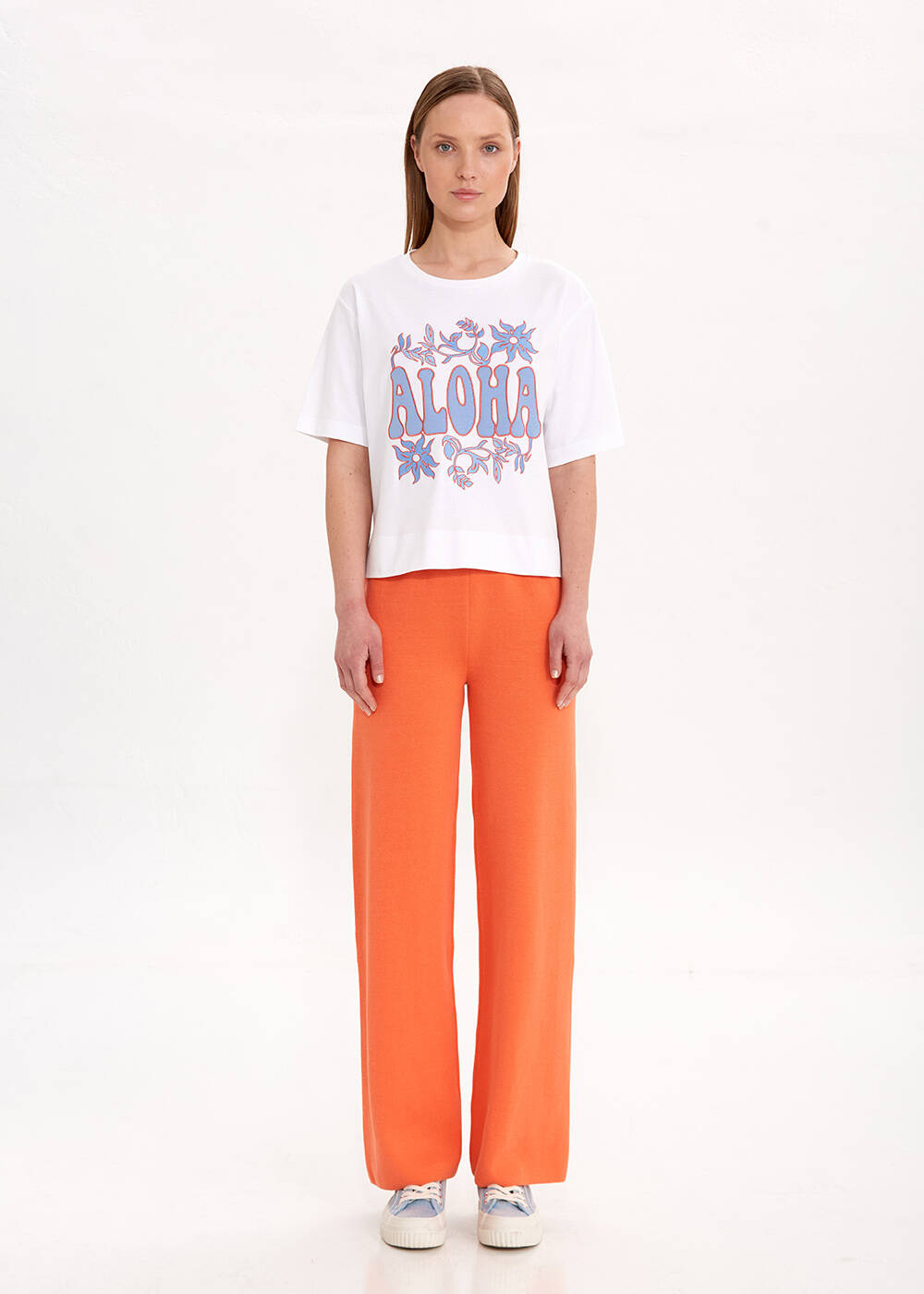 Saf Pamuk Mavi Nakışlı Aloha T-Shirt - 2