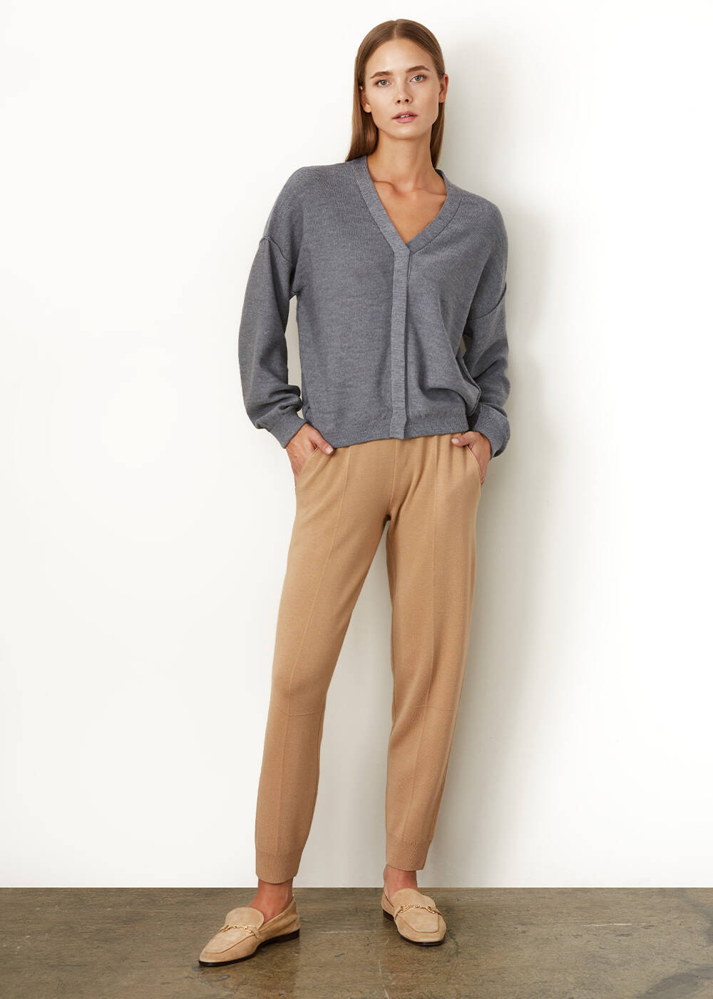 Seamless Buttoned Pure Merino Wool Gray Cardigan - 2