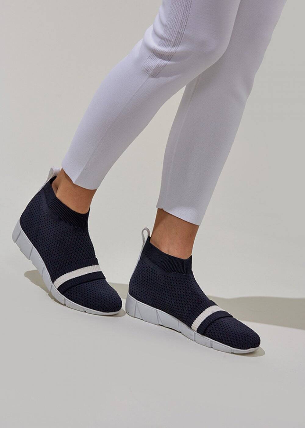 Striped Band Navy Blue Knit Sneakers - 1