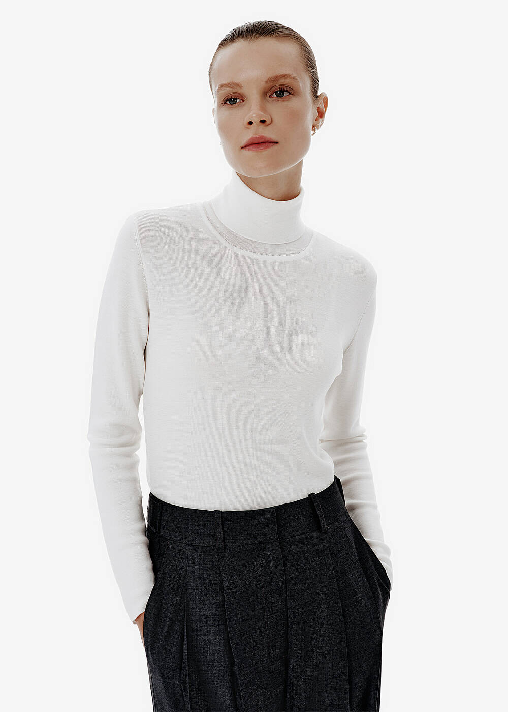 Turtleneck Ecru Basic Knit Top - 1