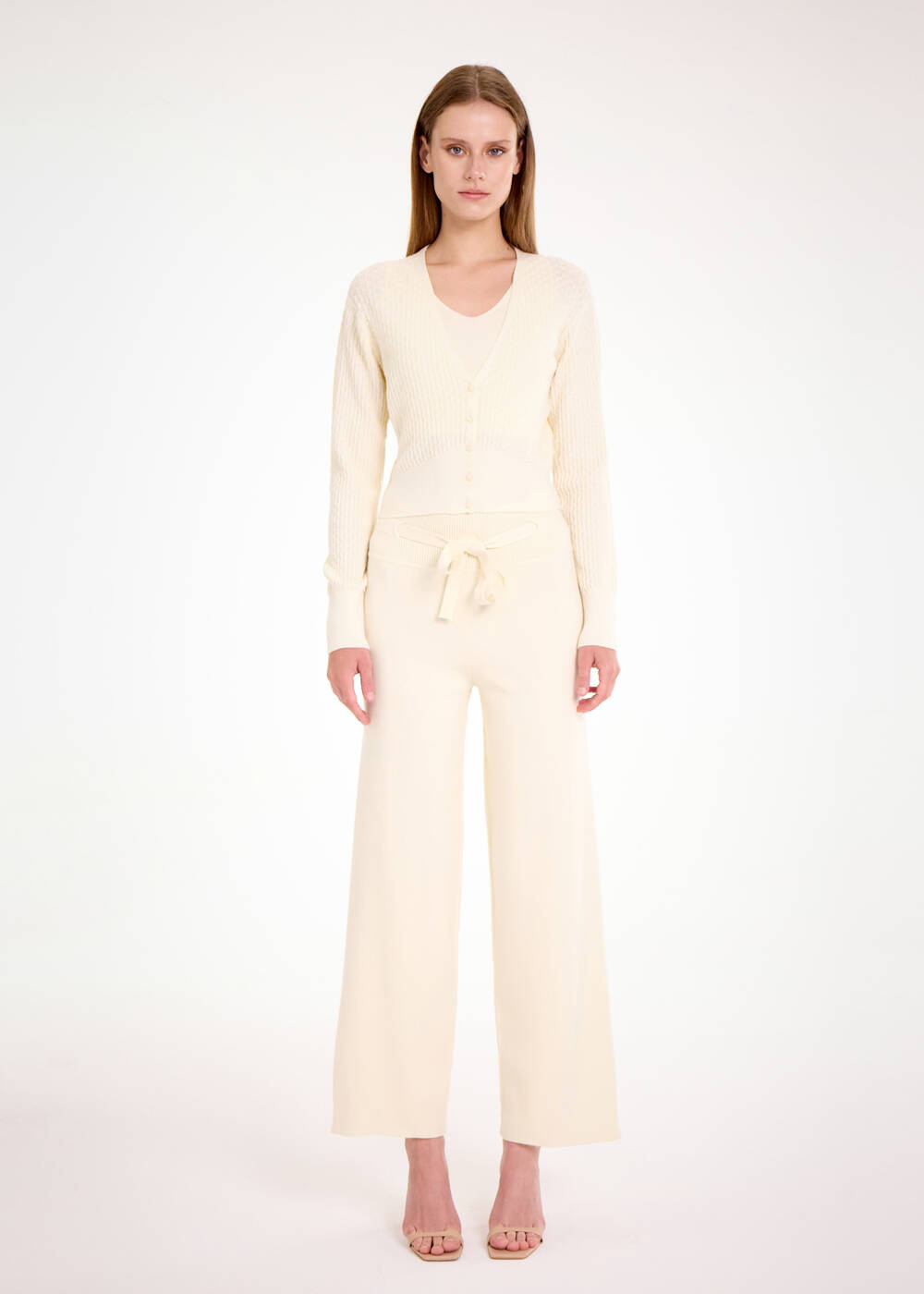 V NECK PANNA KNIT CARDIGAN - 2
